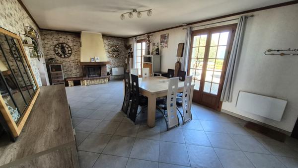 maison de plain pied a la suze sur sarthe