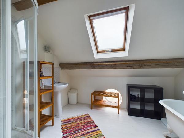 Maison de caractère à Jouy le Moutier Village (175 m2 env) alliant charme et confort !