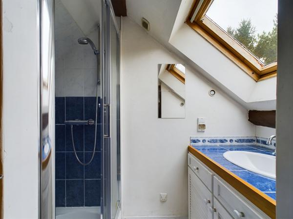 Maison de caractère à Jouy le Moutier Village (175 m2 env) alliant charme et confort !