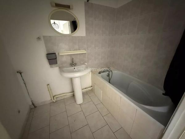 Location                                                      Appartement
                        
                     2 pièces                      57 m2                     à Lodève
