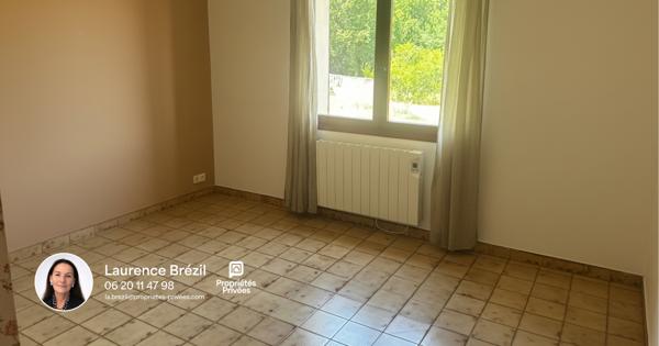Maison T4 de 99 m² sur 3 500 m² de terrain à La Brillanne (04700)