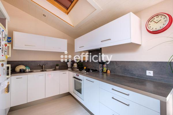 Maison 6 pièces - 196 m²