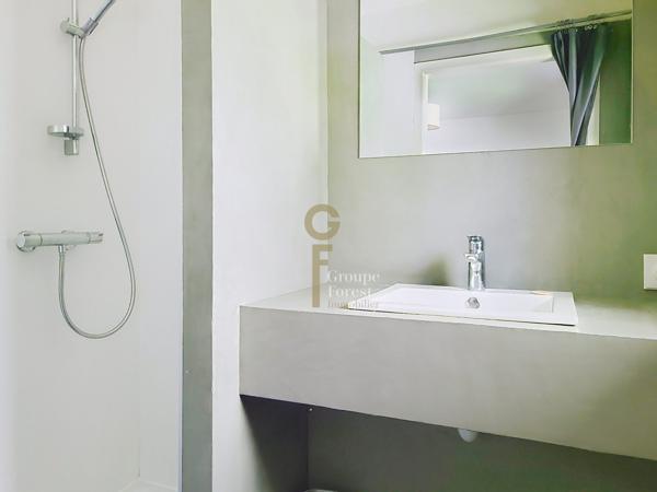 MAISON D'ARCHITECTE EN SEMI PLAIN PIED