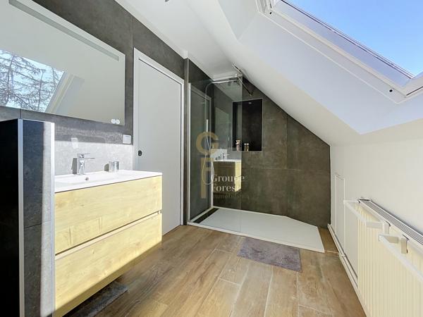 MAISON D'ARCHITECTE EN SEMI PLAIN PIED