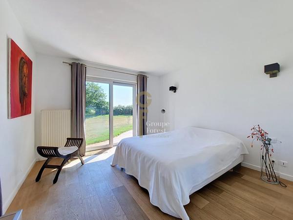MAISON D'ARCHITECTE EN SEMI PLAIN PIED