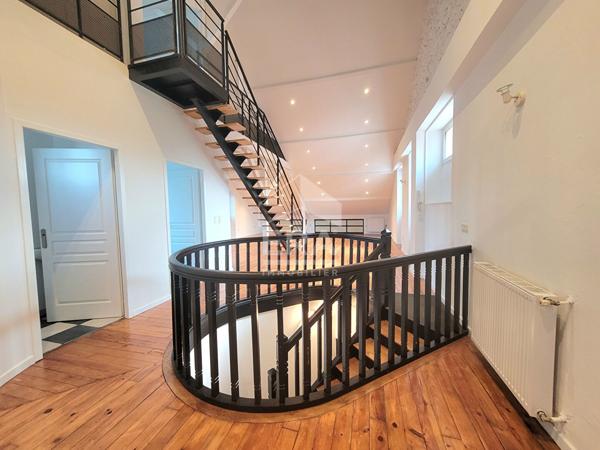 PAU CENTRE - LOCATION - Appartement T4 en Duplex de 121 m²