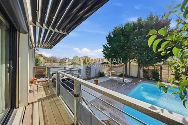 Juvignac (34990) Villa familiale de 173 m² sur 300m² de terrain avec piscine, lumineuse et grands espaces.