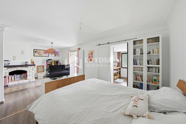 Juvignac (34990) Villa familiale de 173 m² sur 300m² de terrain avec piscine, lumineuse et grands espaces.