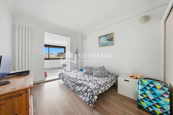 Juvignac (34990) Villa familiale de 173 m² sur 300m² de terrain avec piscine, lumineuse et grands espaces.