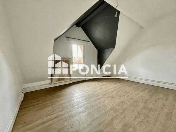 Location Appartement 2 pièces 28.84 m² - 29 RUE PLOIX Versailles 78000
