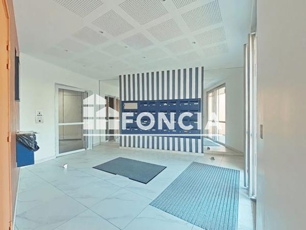 Location Appartement 2 pièces 37.8 m² - Tremblay En France 93290