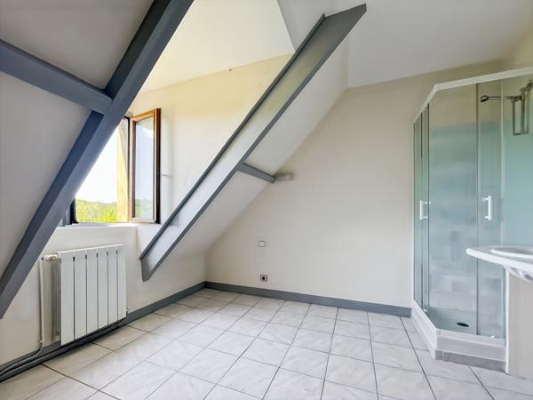 MAISON DE 180m² AVEC SOUS-SOL TOTAL