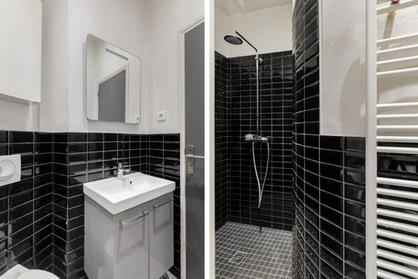 Appartement Paris 18e - RUE DU SQUARE CARPEAUX