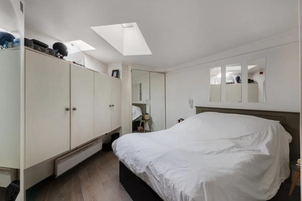 Appartement Paris 18e - RUE DU SQUARE CARPEAUX