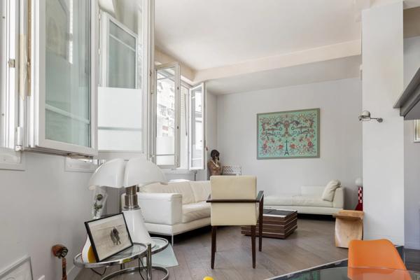 Appartement Paris 18e - RUE DU SQUARE CARPEAUX