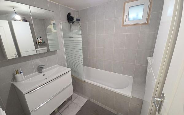 Maison à vendre    4 pièces •  Vaujours