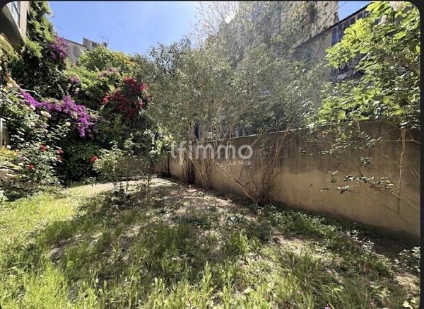 Marseille 4ème / Appartement / Jardin