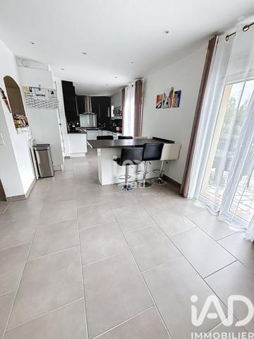 Maison à vendre 6 pièces 105 m² Breuillet