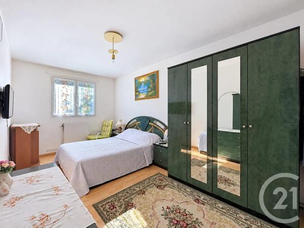 Maison à vendre  5 pièces - 145 m 2   CLICHY SOUS BOIS  - 93
