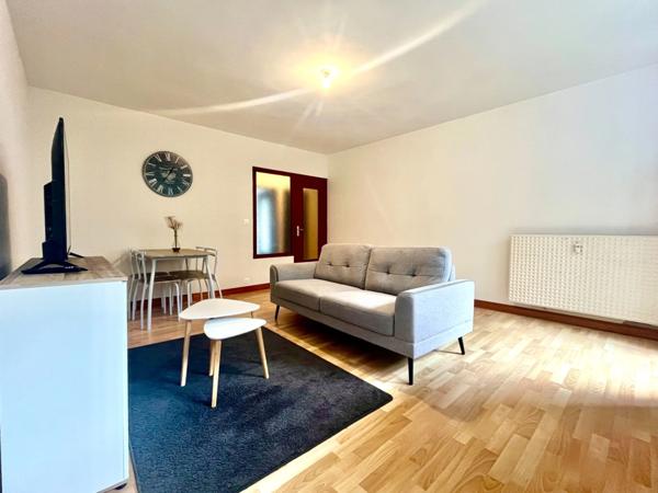Dpt Finistère (29), à vendre QUIMPER Ouest - appartement rénové meublé T6 de 96 m² habitable - deux loggias -Cave
