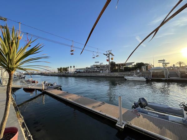 Appartement
         2 pièces
        - 35 m² Exclusivité 200 000 € *