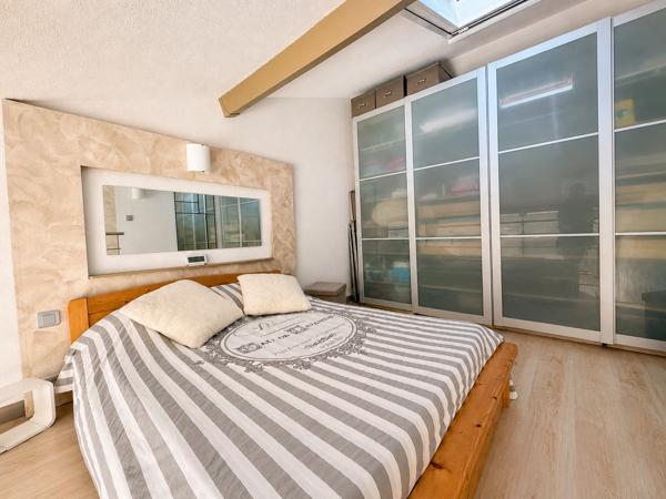 Appartement
         2 pièces
        - 35 m² Exclusivité 200 000 € *