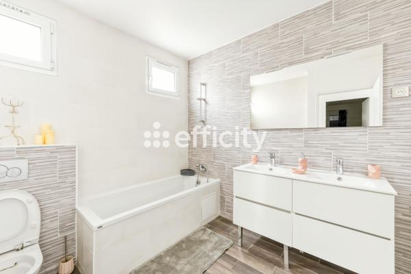 Maison 4 pièces - 125 m² Exclusivité efficity