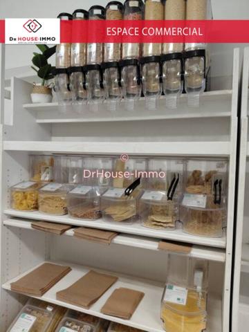 Commerce à vendre 3 pièces de 101 m²