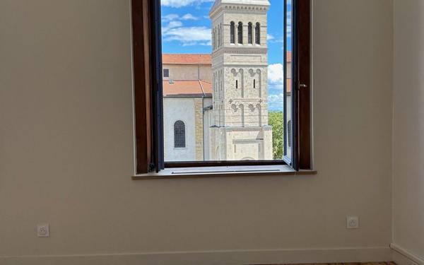 Appartement à vendre    6 pièces • 109,94 m2 Sainte-Foy-lès-Lyon