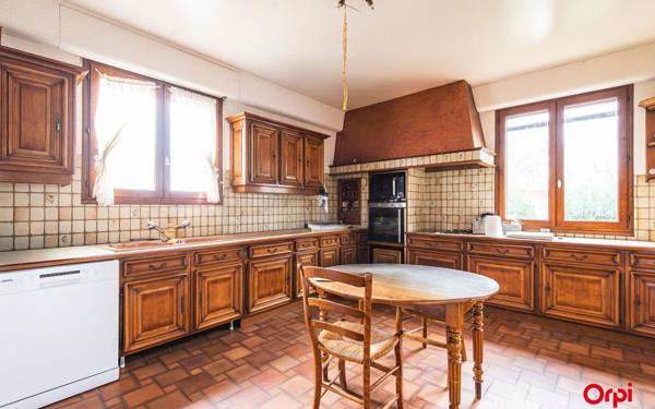 Maison à vendre    7 pièces •  Chigny-les-Roses