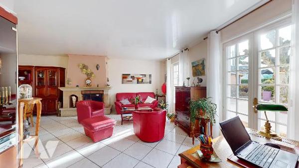 Belle maison de plain-pied à Mouxy – 132 m² + véranda – Quartier calme, sans vis-à-vis