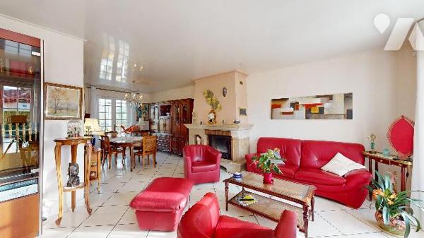 Belle maison de plain-pied à Mouxy – 132 m² + véranda – Quartier calme, sans vis-à-vis