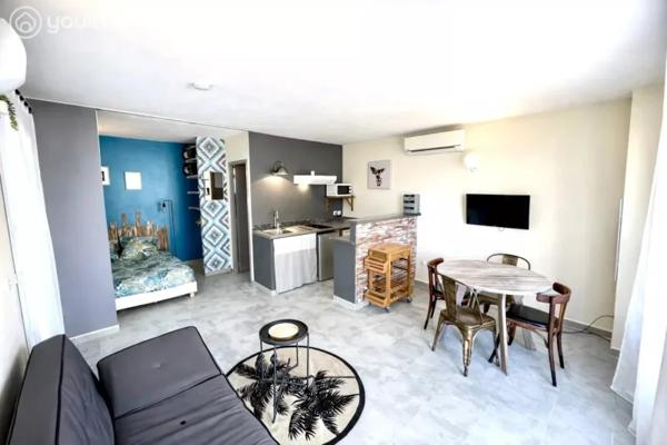 Maison récente avec studio indépendant – Terrrain arboré de 1064 m2
