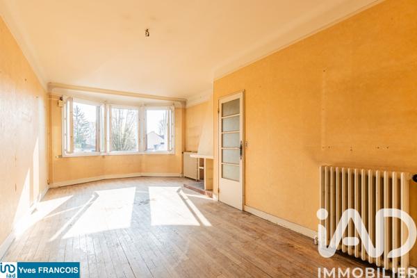 Maison à vendre 6 pièces 121 m² Sainte-Geneviève-des-Bois