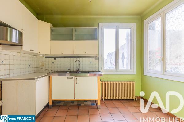Maison à vendre 6 pièces 121 m² Sainte-Geneviève-des-Bois
