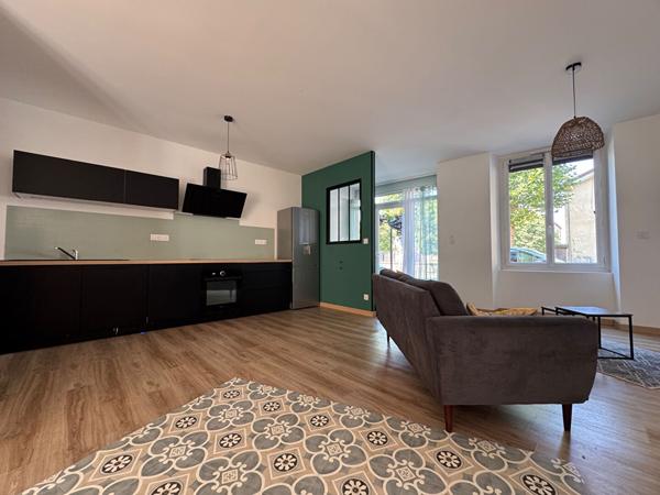 Maison Lempdes-sur-allagnon - 4 pièce(s) 83m2 - Entièrement rénovée