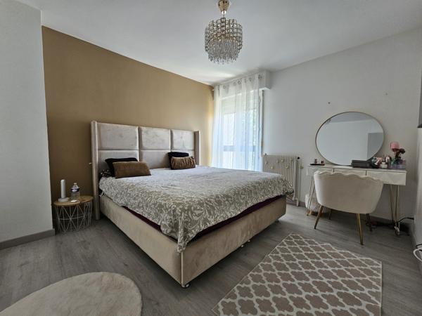 Maison 5 pièces - 128 m² Exclusivité efficity