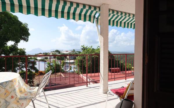 Maison à vendre    8 pièces •  Sainte-Luce