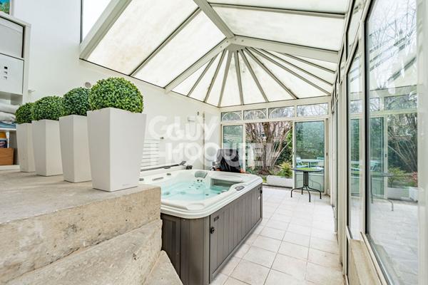 MAISON 184 M² 8 PIÈCES. 6 CHAMBRES