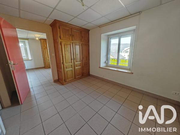 Location appartement 5 pièces 108 m² Montlebon