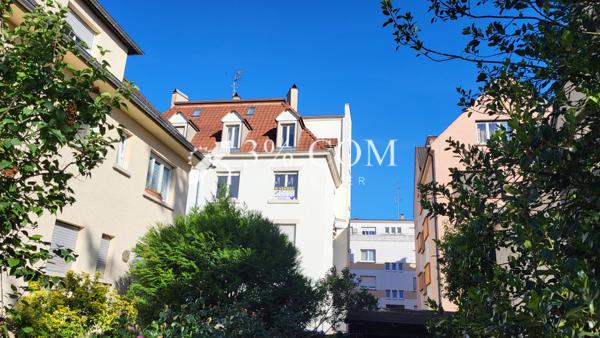 Appartement
                                                                                                                                                                                                                                                                                                                        2 pièce(s)                                                                                                                                                                                                          1 chambre(s)                                                                                                                                                                                                          41.42  m²