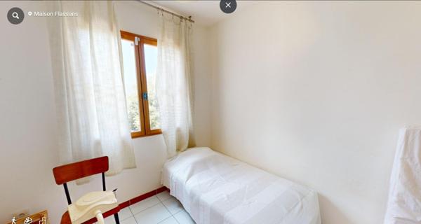 Maison provençale avec vue sur les hauteurs