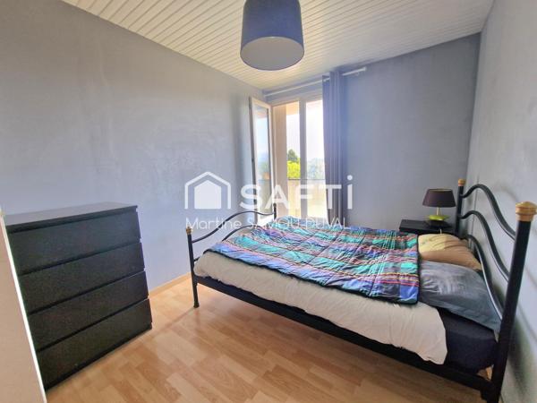 Mar-vivo les Sablettes appartement au dernier étage , cave , place de parking. Proximité de la plage