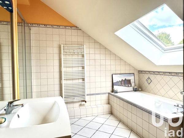 Maison de ville 9 pièces de 184 m² à Beauvais (60000)