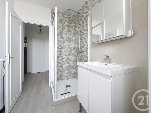 Appartement F4 à vendre  4 pièces - 75 m2 ST ANDRE LES VERGERS - 10