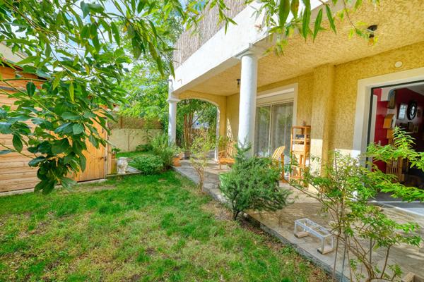 Maison Bastia 4 pièces 108 m2 + studio 18 m2 Bastia Sud - jardin arboré 264 m2