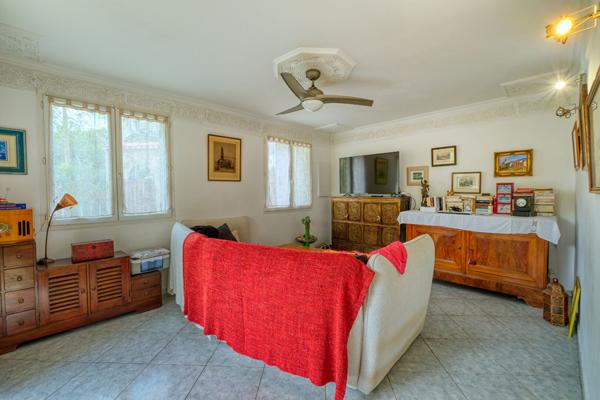 Maison Bastia 4 pièces 108 m2 + studio 18 m2 Bastia Sud - jardin arboré 264 m2