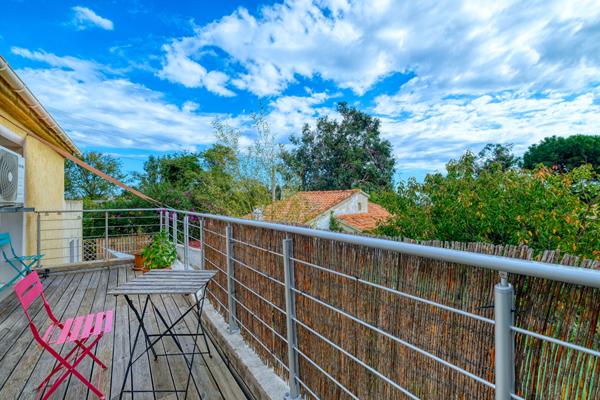 Maison Bastia 4 pièces 108 m2 + studio 18 m2 Bastia Sud - jardin arboré 264 m2