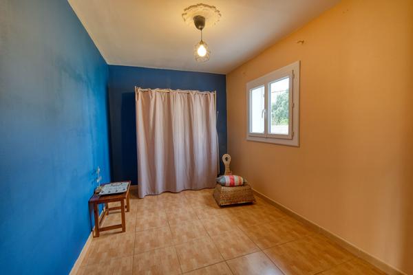 Maison Bastia 4 pièces 108 m2 + studio 18 m2 Bastia Sud - jardin arboré 264 m2