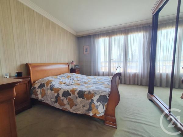 Appartement F4 à vendre  4 pièces - 80,30 m2 L ISLE ADAM - 95